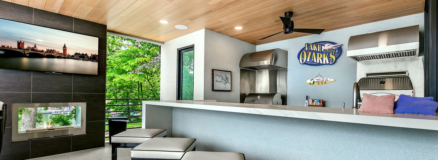 Wingate lake home detail